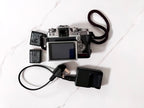 FUJIFILM XT2 CAMERA BODY