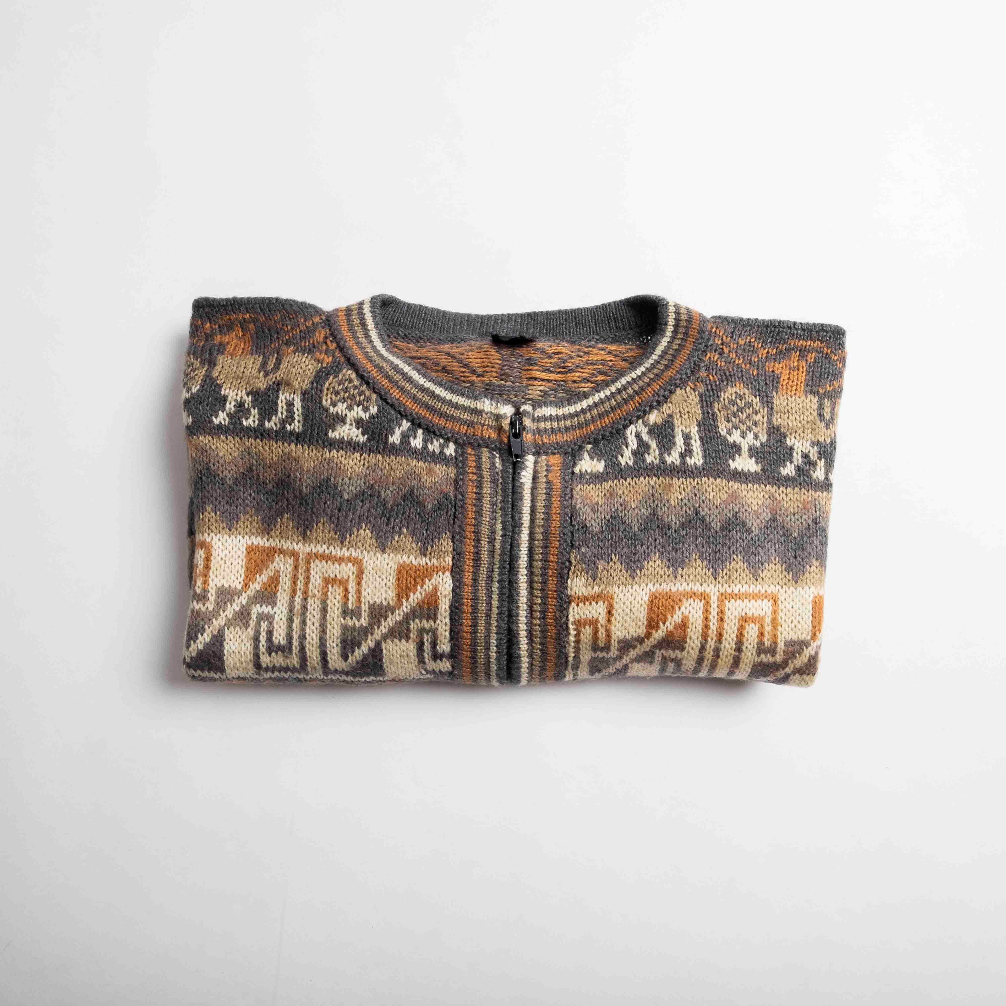 Zip up front pocket pattern Sweater